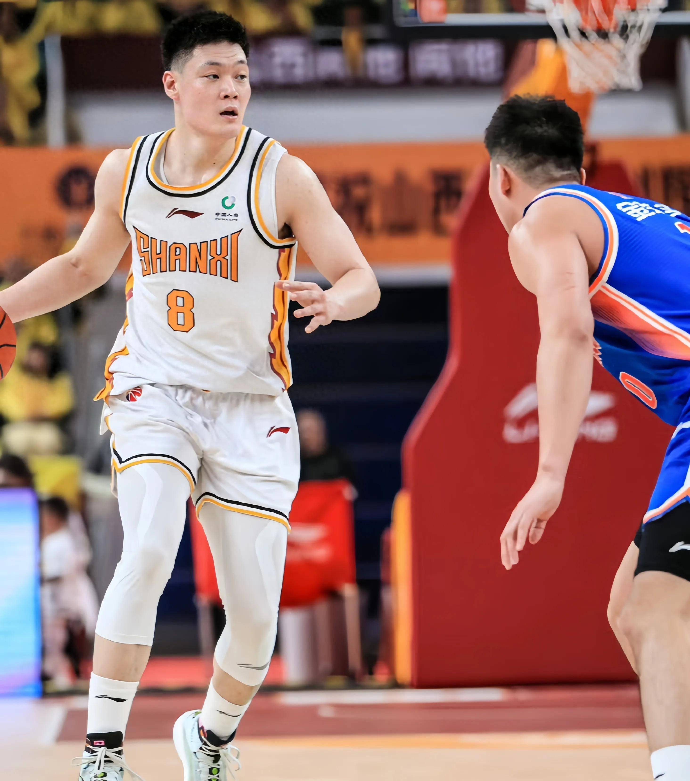 开云体育-豪门对决！CBA上演世纪大战