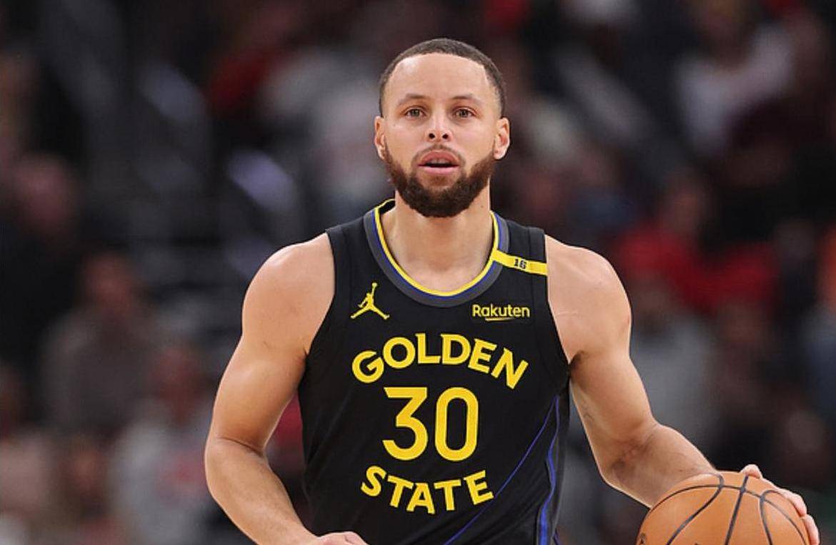 开云体育入口-江苏队力克上海队，库里状态火热