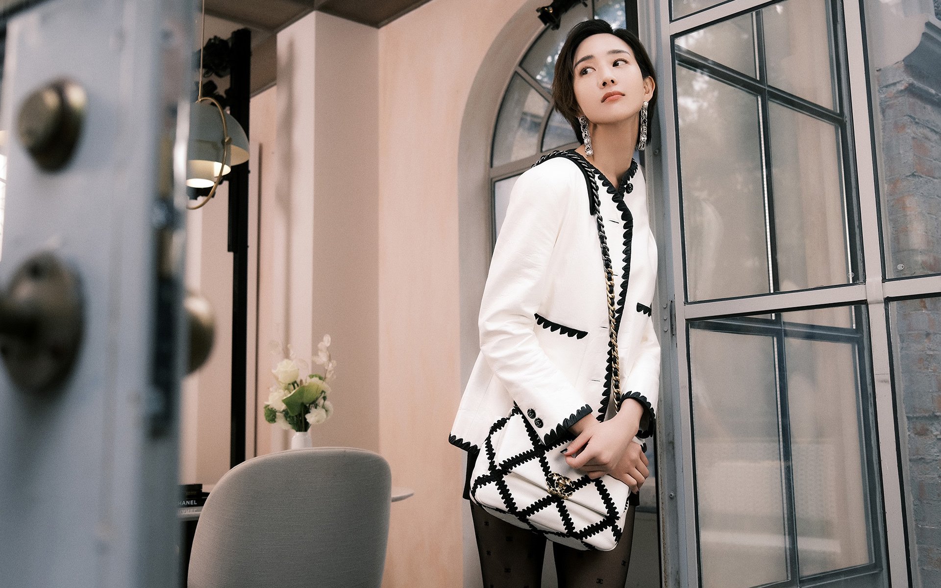 开云体育入口-黑暗中的灯塔，英格拉姆在生死战之夜证明，伟大不在于高光，而在于永不断电