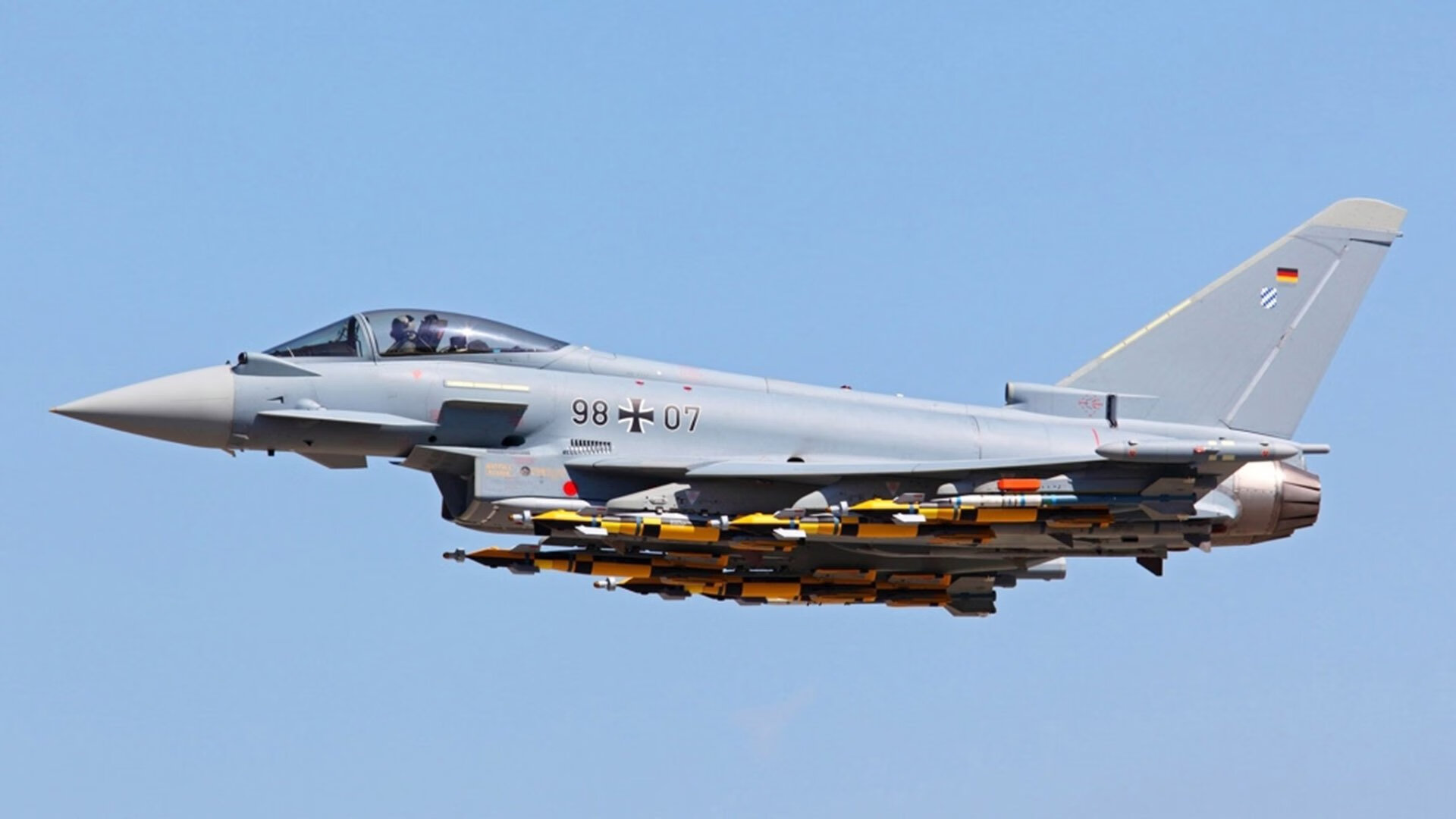 闪耀与逆袭，从东契奇的欧冠接管到步行者的东方震撼