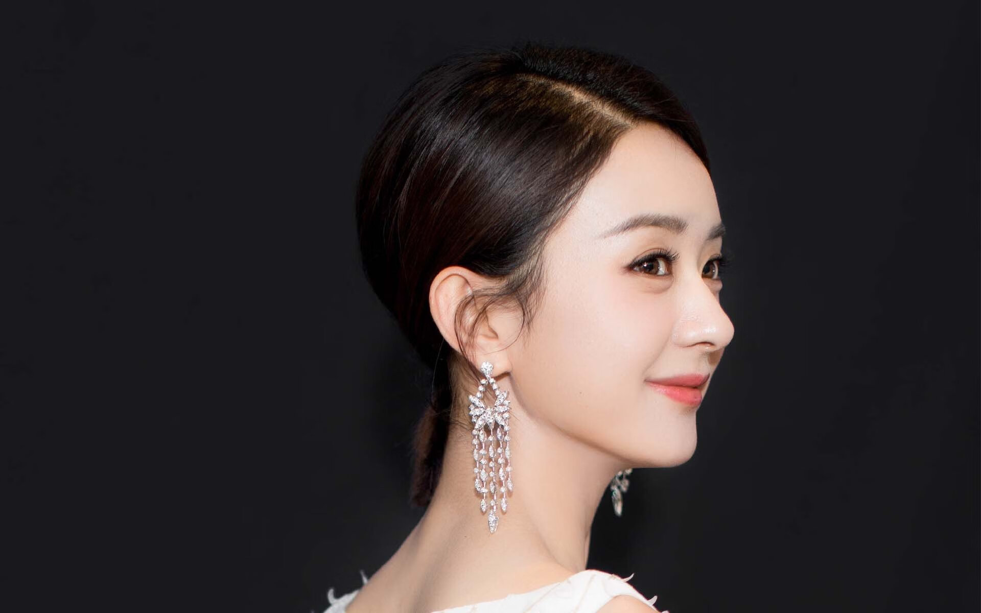 开云体育app-跨越赛场的光芒，奇才的团队一波流与福克斯的个人统治力